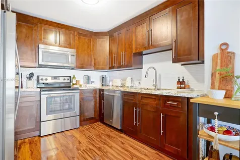 3625 N Country Club Drive Aventura FL 33180