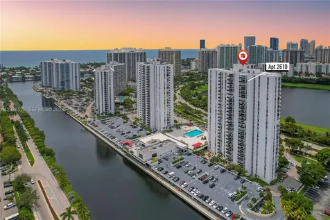 3625 N Country Club Drive Aventura FL 33180