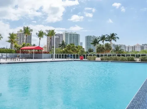 3625 N Country Club Drive Aventura FL 33180