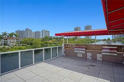 3625 N Country Club Drive Aventura FL 33180