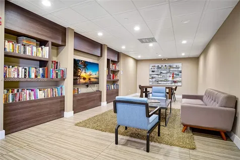 3625 N Country Club Drive Aventura FL 33180