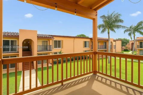 7200 Fairway Drive Miami Lakes FL 33014