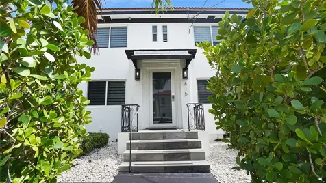 815 W 39 Miami Beach FL 33140