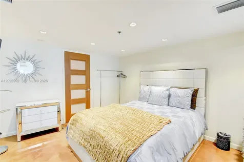 5445 Collins Avenue Miami Beach FL 33140