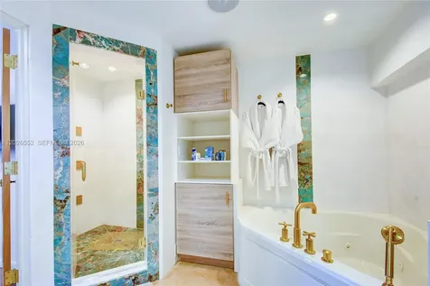 5445 Collins Avenue Miami Beach FL 33140