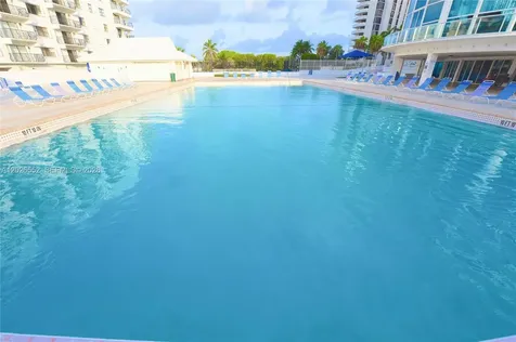 5445 Collins Avenue Miami Beach FL 33140