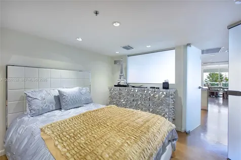 5445 Collins Avenue Miami Beach FL 33140