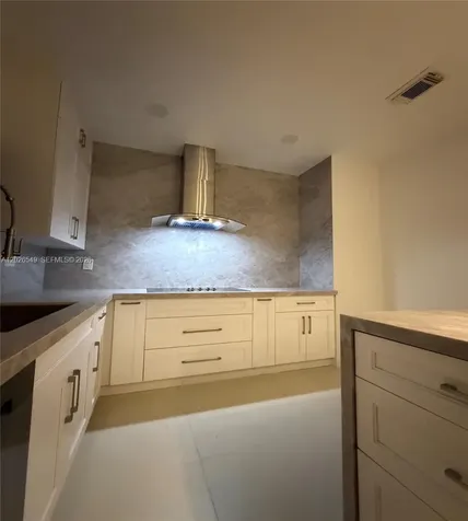 14407 SW 158th Path Miami FL 33196