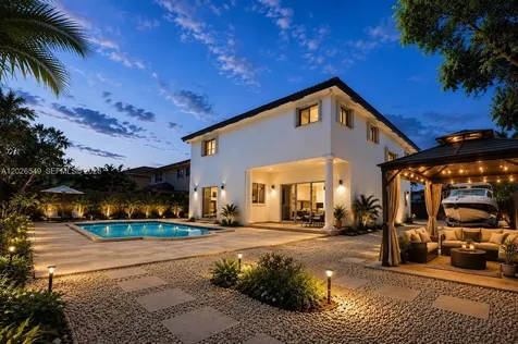 14407 SW 158th Path Miami FL 33196