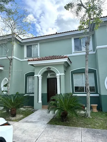 2910 SE 15th Road Homestead FL 33035