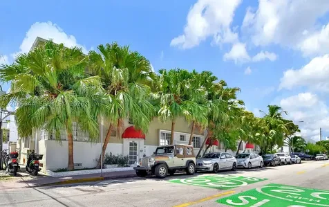 836 10th Street Miami Beach FL 33139