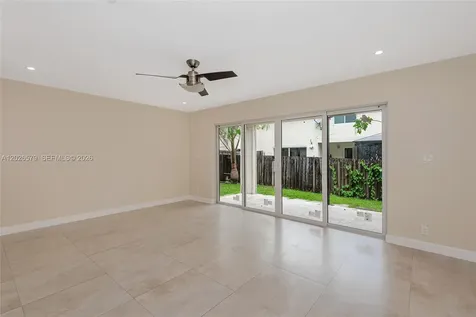 3583 Simms Street Hollywood FL 33021