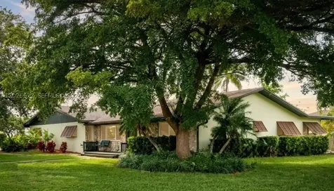 19505 SW 272nd Street Homestead FL 33031