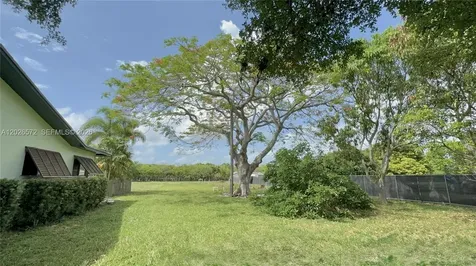 19505 SW 272nd Street Homestead FL 33031
