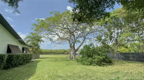 19505 SW 272nd Street Homestead FL 33031