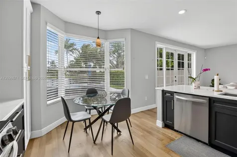 15782 NW 10th Street Pembroke Pines FL 33028