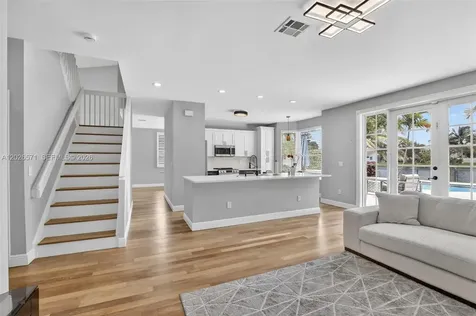 15782 NW 10th Street Pembroke Pines FL 33028