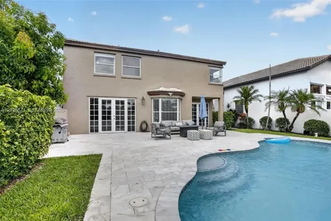 15782 NW 10th Street Pembroke Pines FL 33028