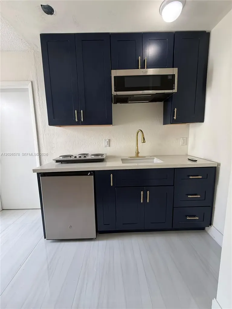 1816 NW 25th Terrace Fort Lauderdale FL 33311