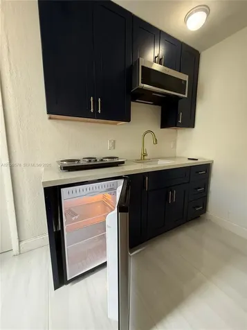 1816 NW 25th Terrace Fort Lauderdale FL 33311