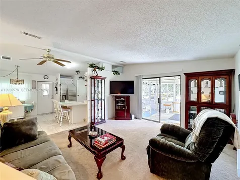 8227 Cinnamon Lane Port St. Lucie FL 34952