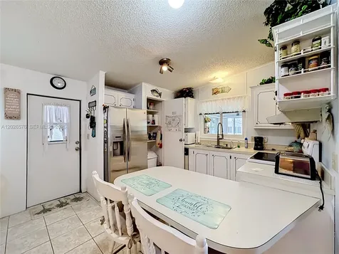 8227 Cinnamon Lane Port St. Lucie FL 34952