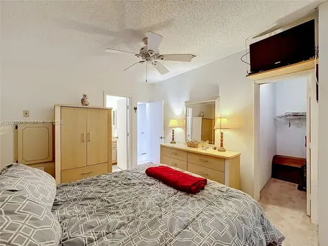 8227 Cinnamon Lane Port St. Lucie FL 34952
