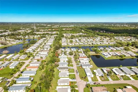 8227 Cinnamon Lane Port St. Lucie FL 34952