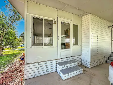 8227 Cinnamon Lane Port St. Lucie FL 34952