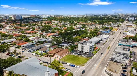 5895 W Flagler Street Miami FL 33144
