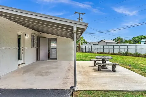 20622 NW 23rd Court Miami Gardens FL 33056