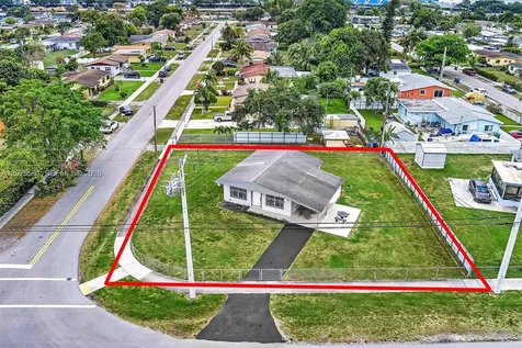 20622 NW 23rd Court Miami Gardens FL 33056