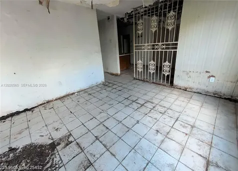 820 Curtiss Drive Opa-Locka FL 33054