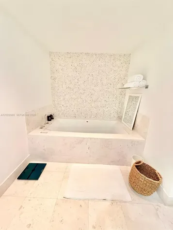 17121 Collins Avenue Sunny Isles Beach FL 33160