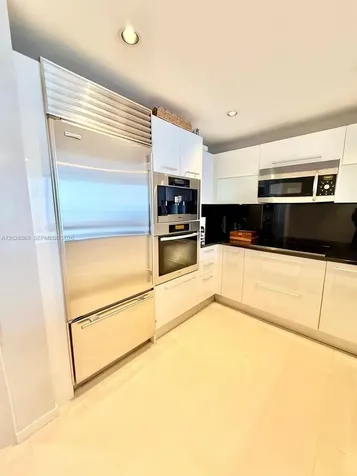 17121 Collins Avenue Sunny Isles Beach FL 33160