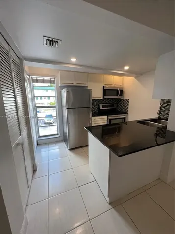 449 Swallow Drive Miami Springs FL 33166