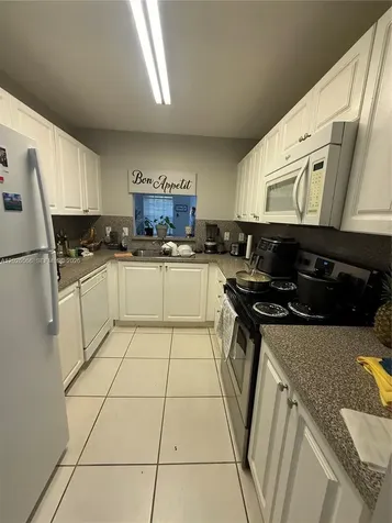 7145 NW 173rd Drive Hialeah FL 33015