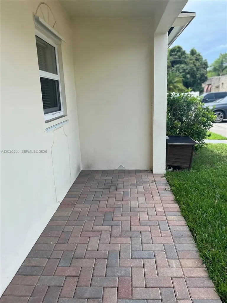 2466 Taylor Street Hollywood FL 33020