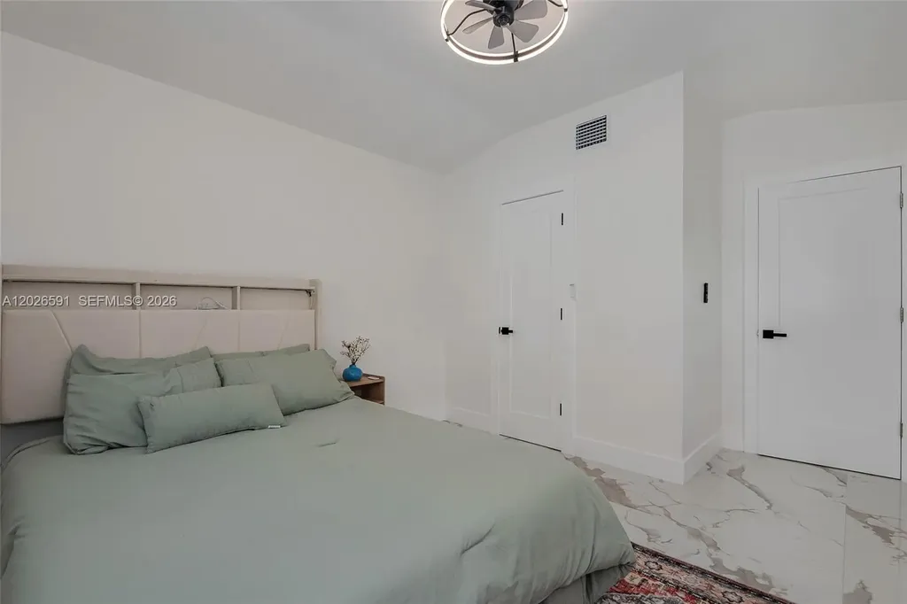 537 S 29th Court Hollywood FL 33020