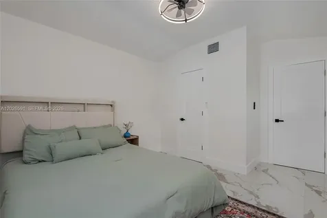 537 S 29th Court Hollywood FL 33020