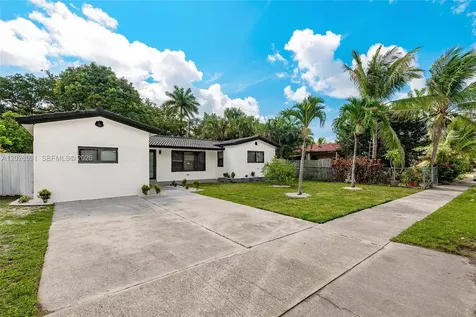 537 S 29th Court Hollywood FL 33020
