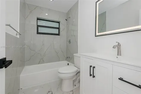 537 S 29th Court Hollywood FL 33020