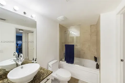 41 SE 5th Street Miami FL 33131