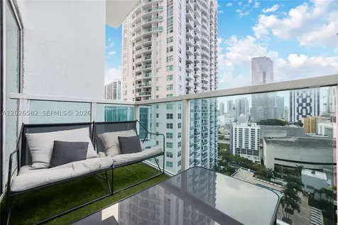 41 SE 5th Street Miami FL 33131