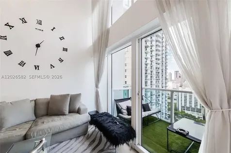 41 SE 5th Street Miami FL 33131