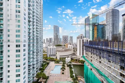 41 SE 5th Street Miami FL 33131