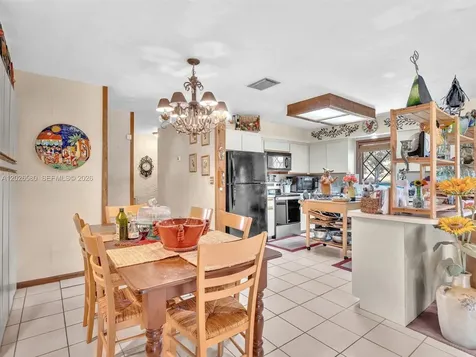 5310 SW 109th Avenue Davie FL 33328
