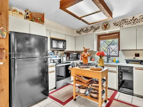 5310 SW 109th Avenue Davie FL 33328