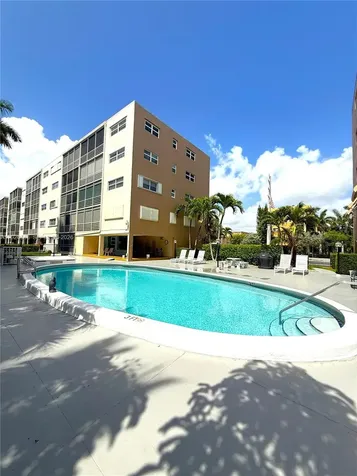 300 NE 14th Avenue Hallandale Beach FL 33009