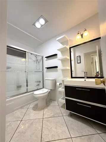 300 NE 14th Avenue Hallandale Beach FL 33009